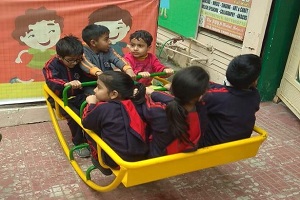 school in delhi
